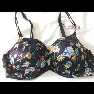 Victoria Secret very sexy push up